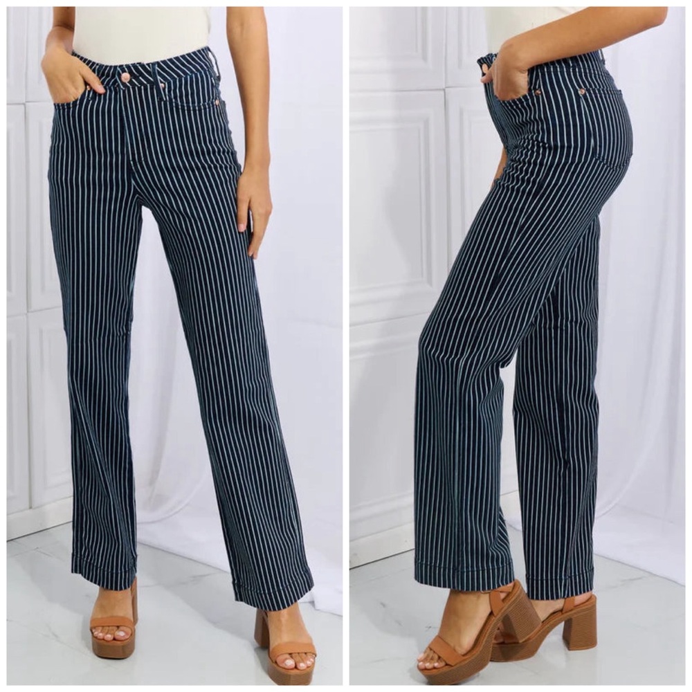 Judy Blue Tummy Control Striped Blue White Straight Leg Jeans Size 15/32